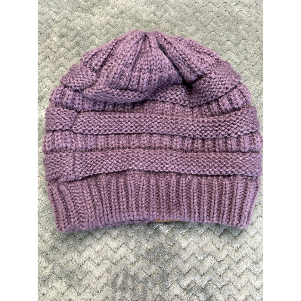 CC Beanie Purple Cable Knit Slouchy Winter.  Womens One Size Acrylic Ribbed Cuff
